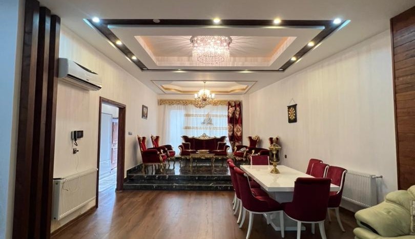  فروش  خانه ویلایی 370 متری  در بابل 